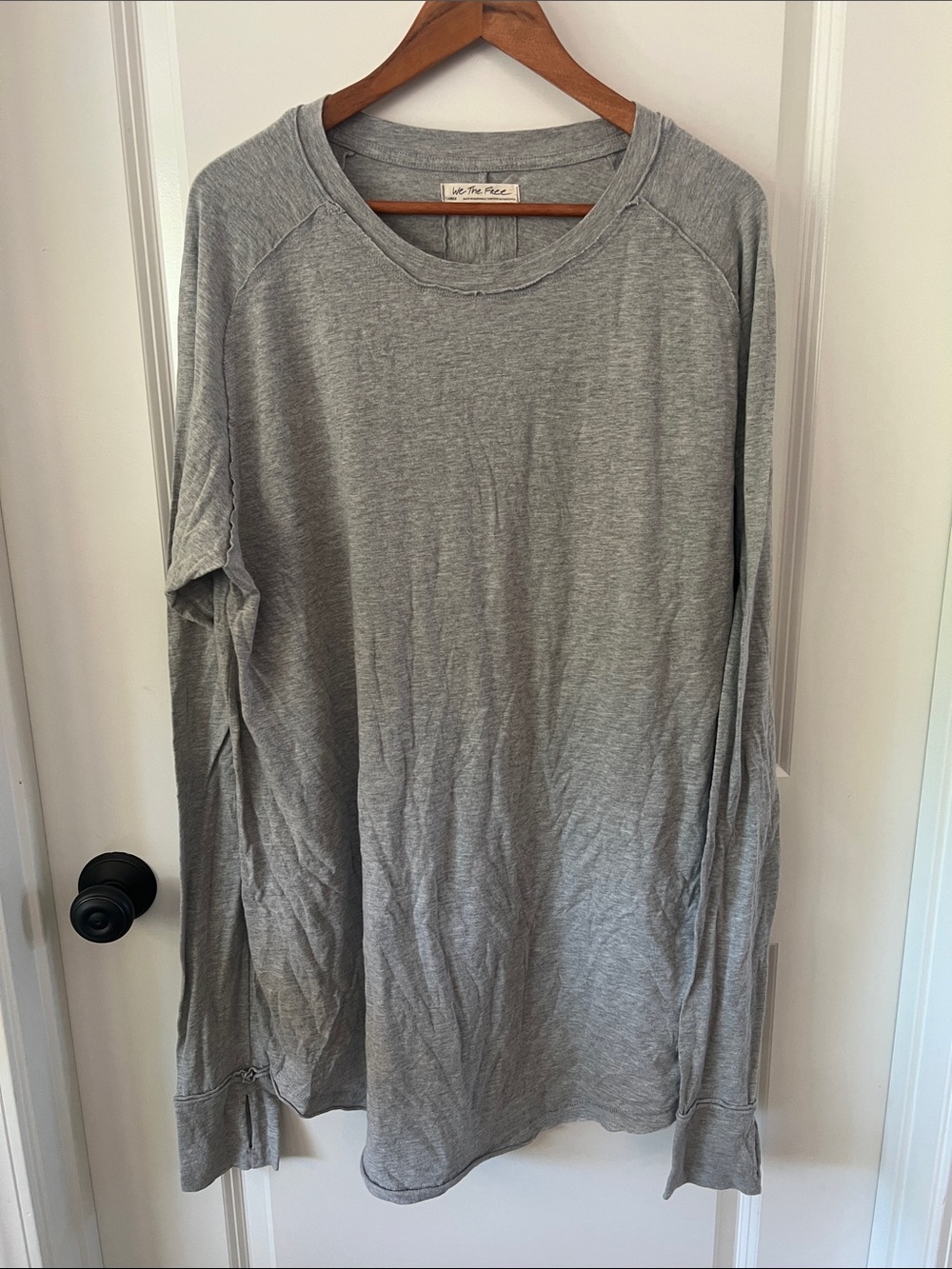 We The Free Gray Long Sleeve Crew Tee